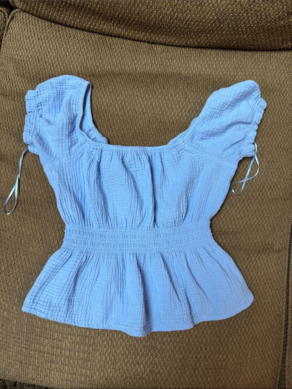 Like new Hippie Rose light blue periwinkle 100% cotton cinched waist crop top.